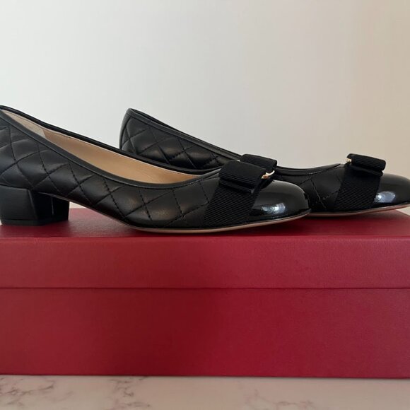 Salvatore Ferragamo  Vara quilted low heel - Picture 2 of 7